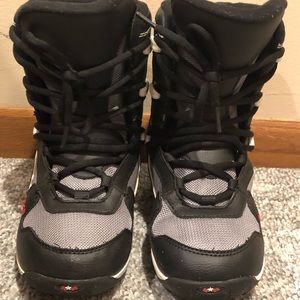 Boys snowboarding 🏂 boots